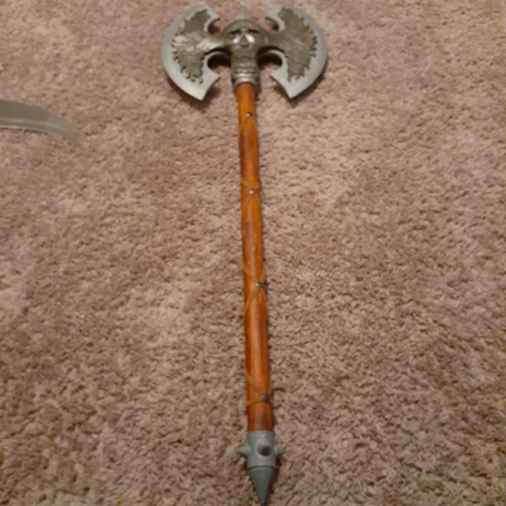 Medieval skull battle axe with double blade